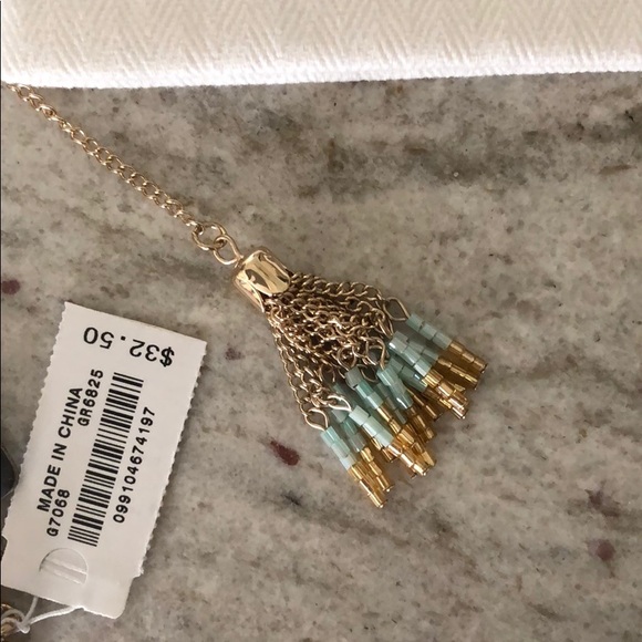 💍NWT J.Crew Long Dainty Tassel Necklace Aqua Gold - Picture 4 of 4